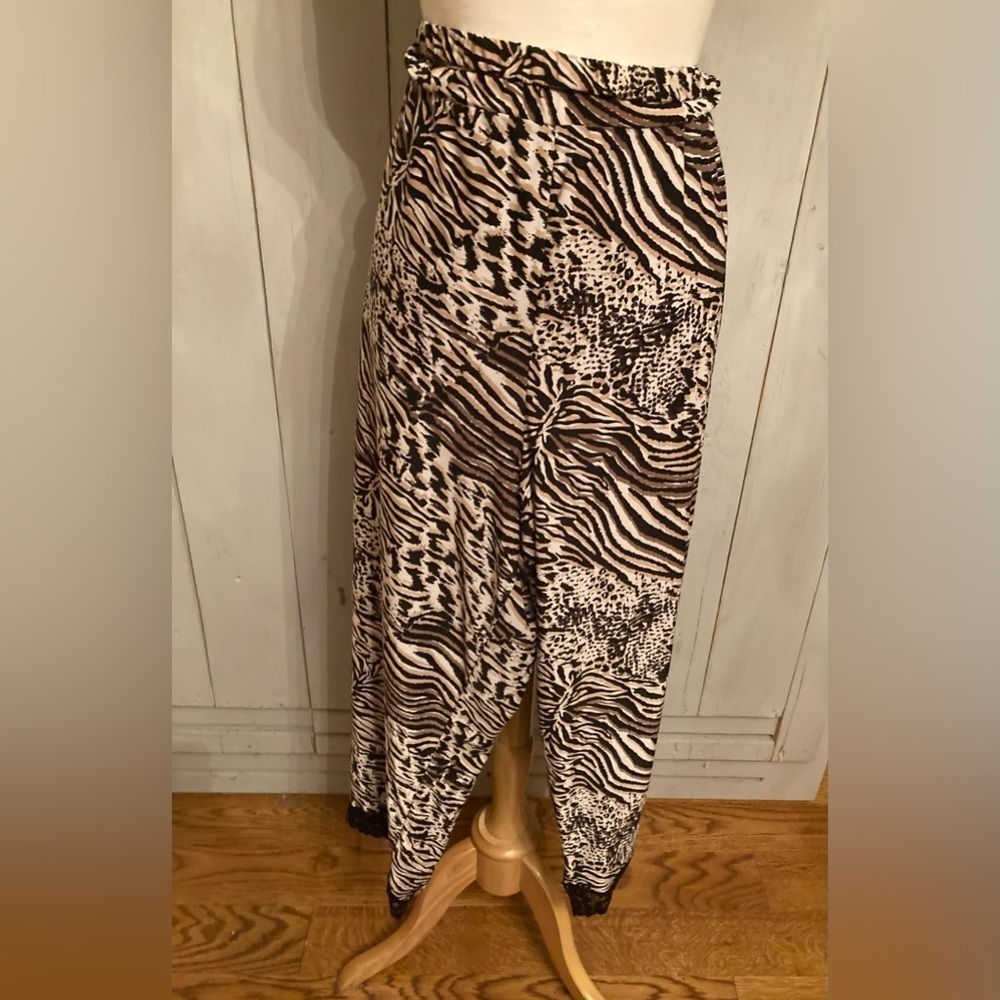 Women's George Pajamas PJ's Animal Print Cropped Pants‎ Lace Trim. Sz- 22/24